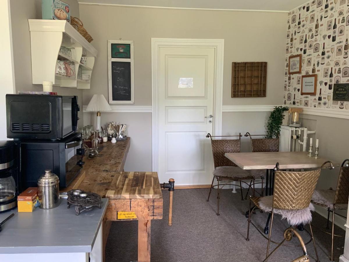 Den Gamle Apotekergaard Bed & Breakfast Hong Ngoại thất bức ảnh