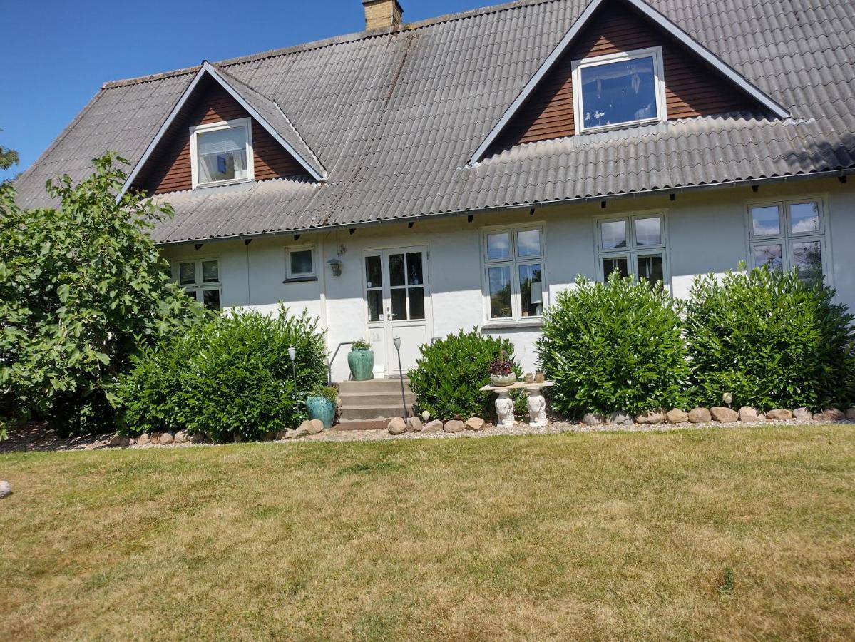Den Gamle Apotekergaard Bed & Breakfast Hong Ngoại thất bức ảnh